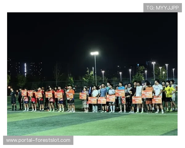 荆州全民健身跑举行,奥运冠军领跑激发热情